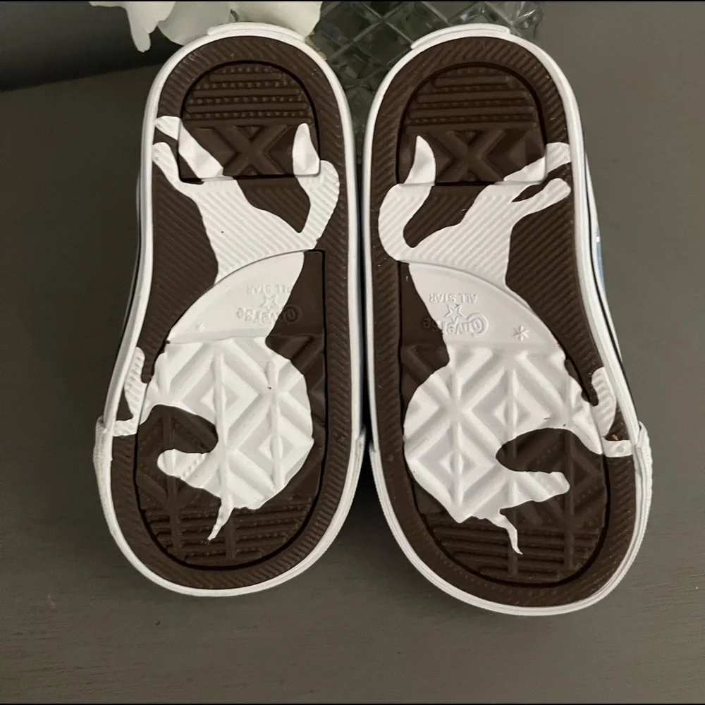 Unicorn Converse - Picture 3 of 4